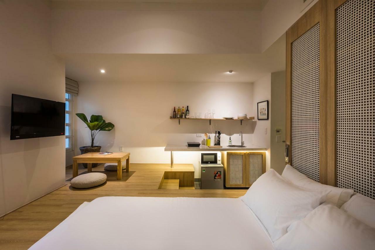 Circadian Japanese Studios In Downtown Хошимин Екстериор снимка